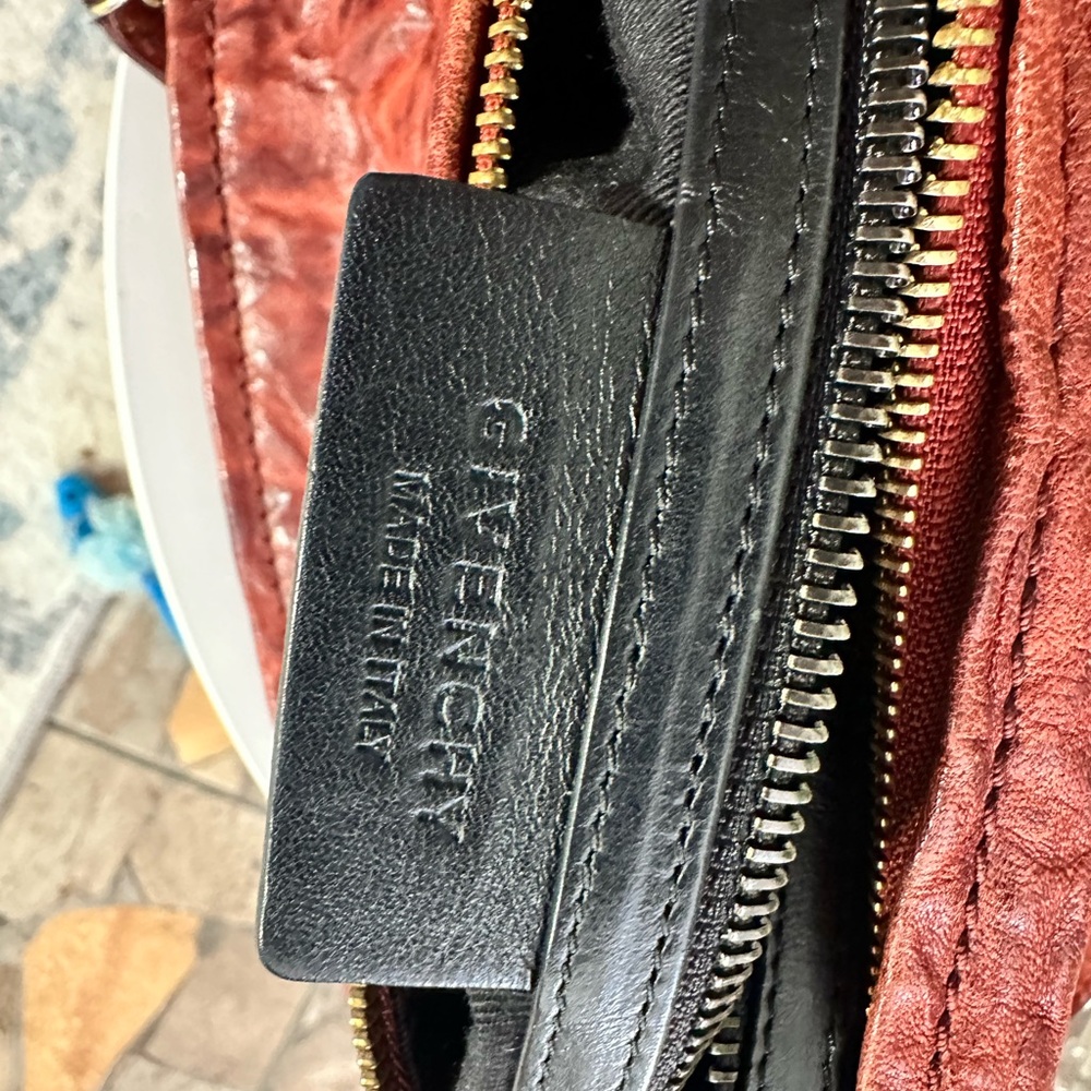 Givenchy Pandora mini Mahogany Leather crossbody Bag - Picture 9 of 13